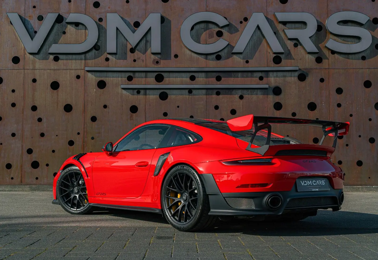 Porsche 911 GT2 RS * WEISSACH * 1.OWNER * ONLY 732KM * NEW - 135682