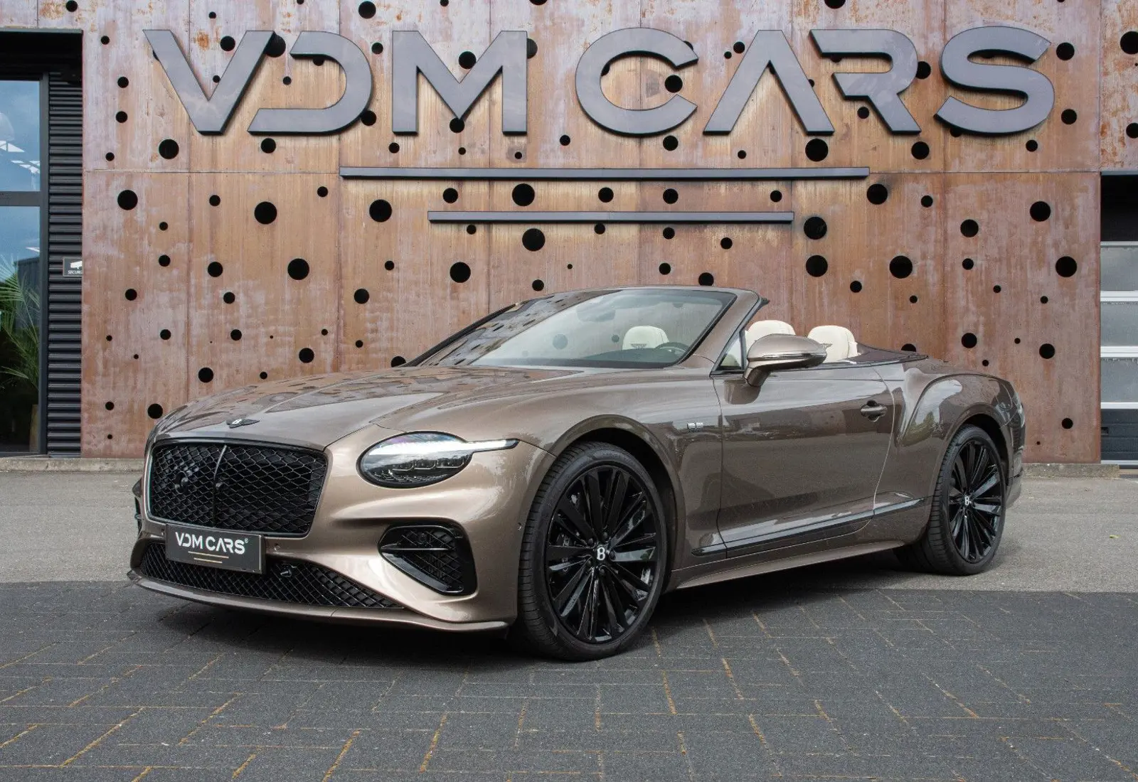 Bentley Continental GTC Speed * AKRAPOVIC * 1st EDITION * VOL - 150038