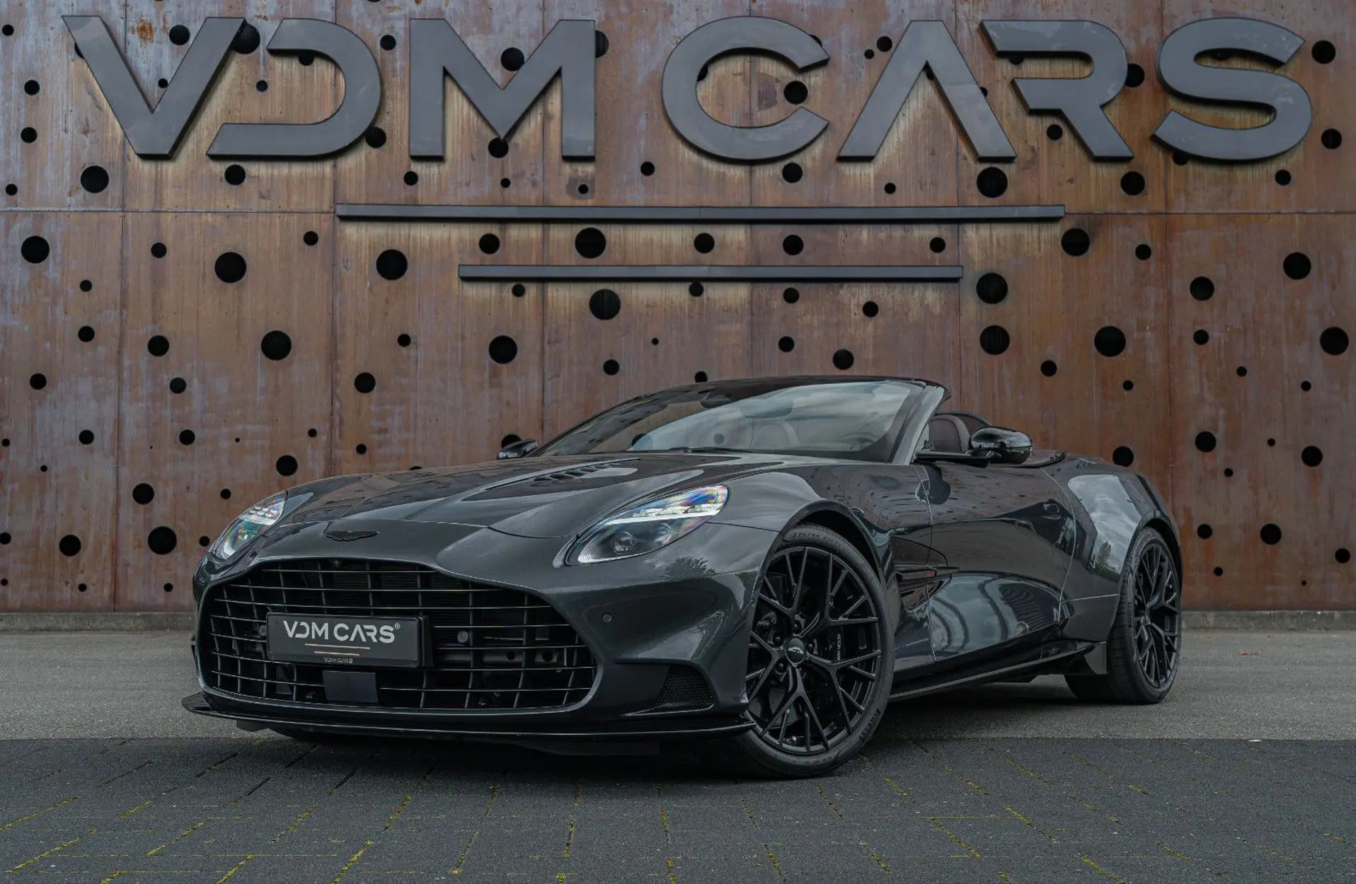 Aston Martin - Vanquish - 145365
