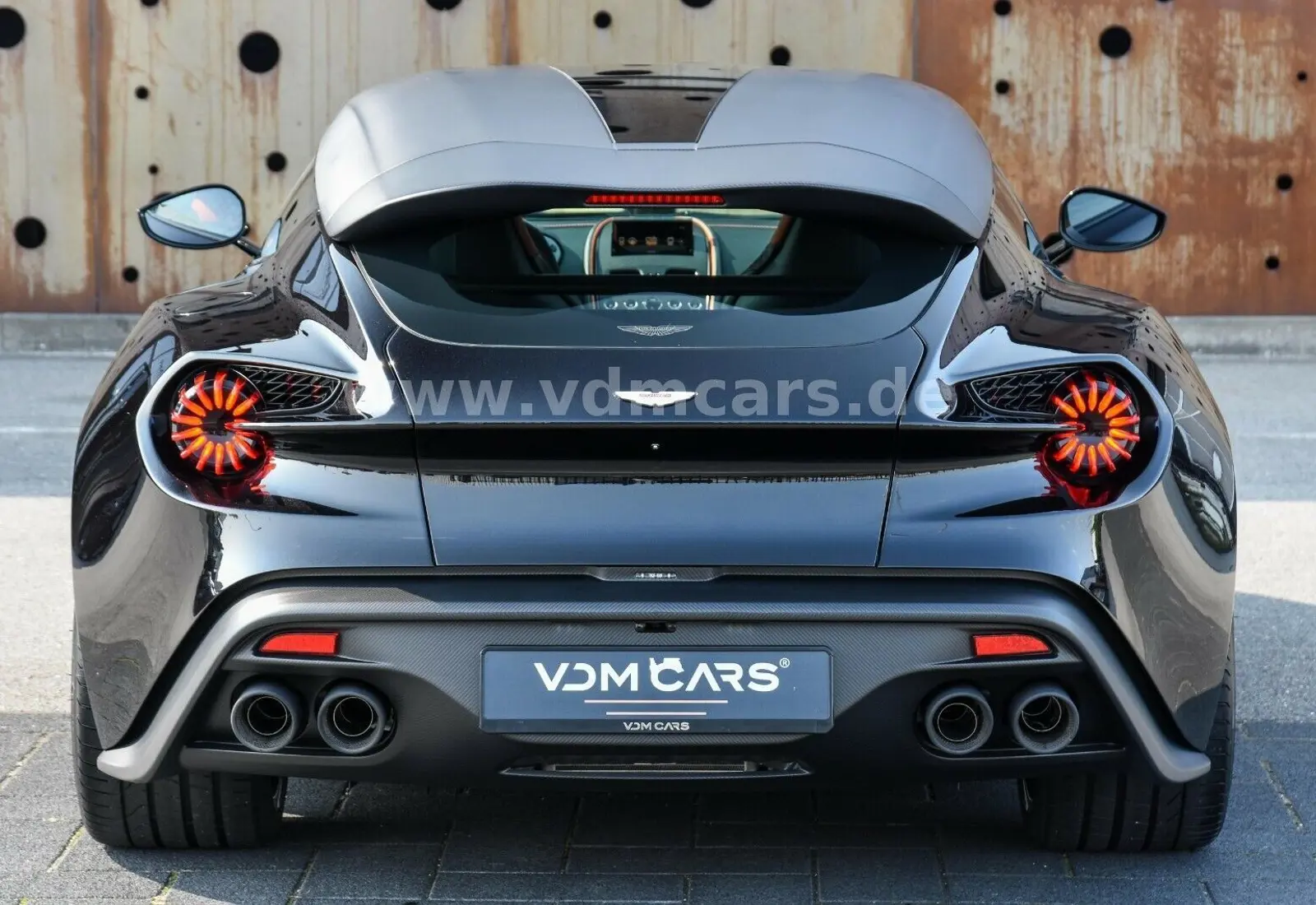 Aston Martin Vanquish Zagato Shooting Brake | 1 of 99 | NEW - 102392
