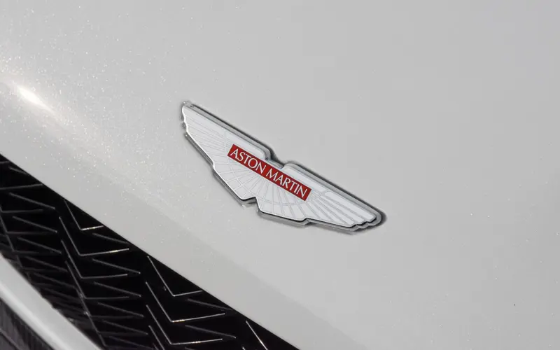 Aston Martin Vanquish Zagato Volante * 1 OF 99 *  - 110721