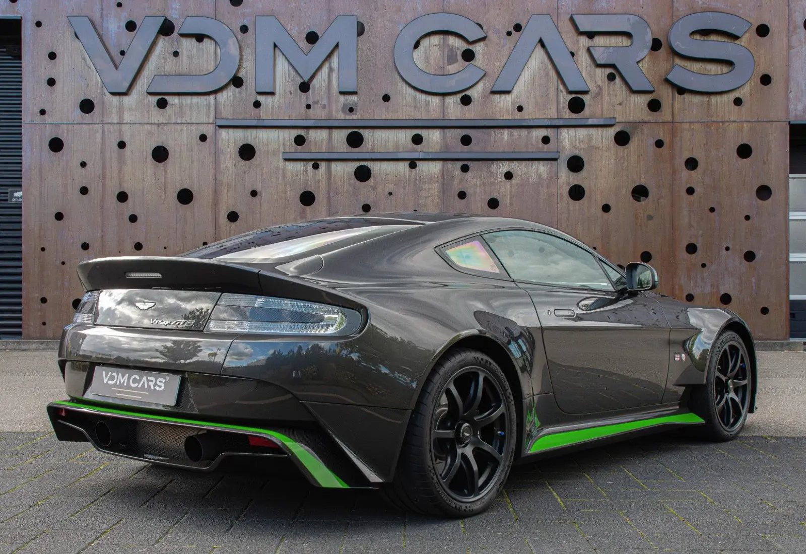 Aston Martin V8 Vantage * GT8 * TITANIUM * MAGNESIUM WHEEL * CARBON *  - 116283