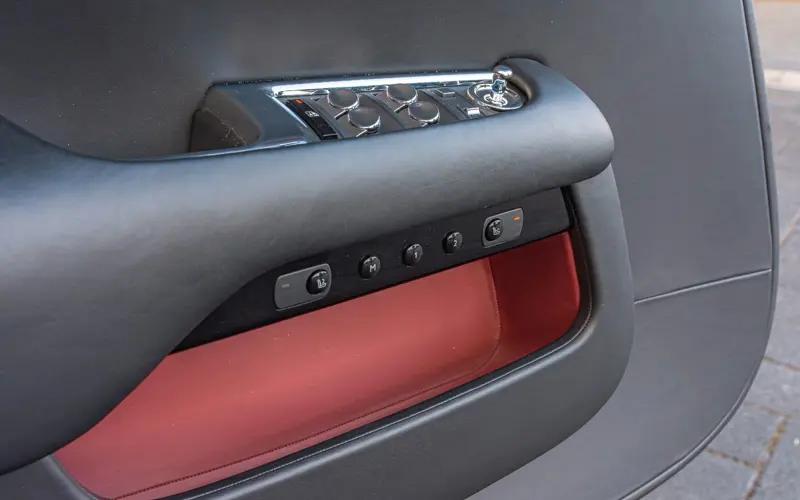 Rolls-Royce Wraith 6.6 V12 * MASSAGE * BESPOKE * DRIVE ASSIST+ *  - 113341