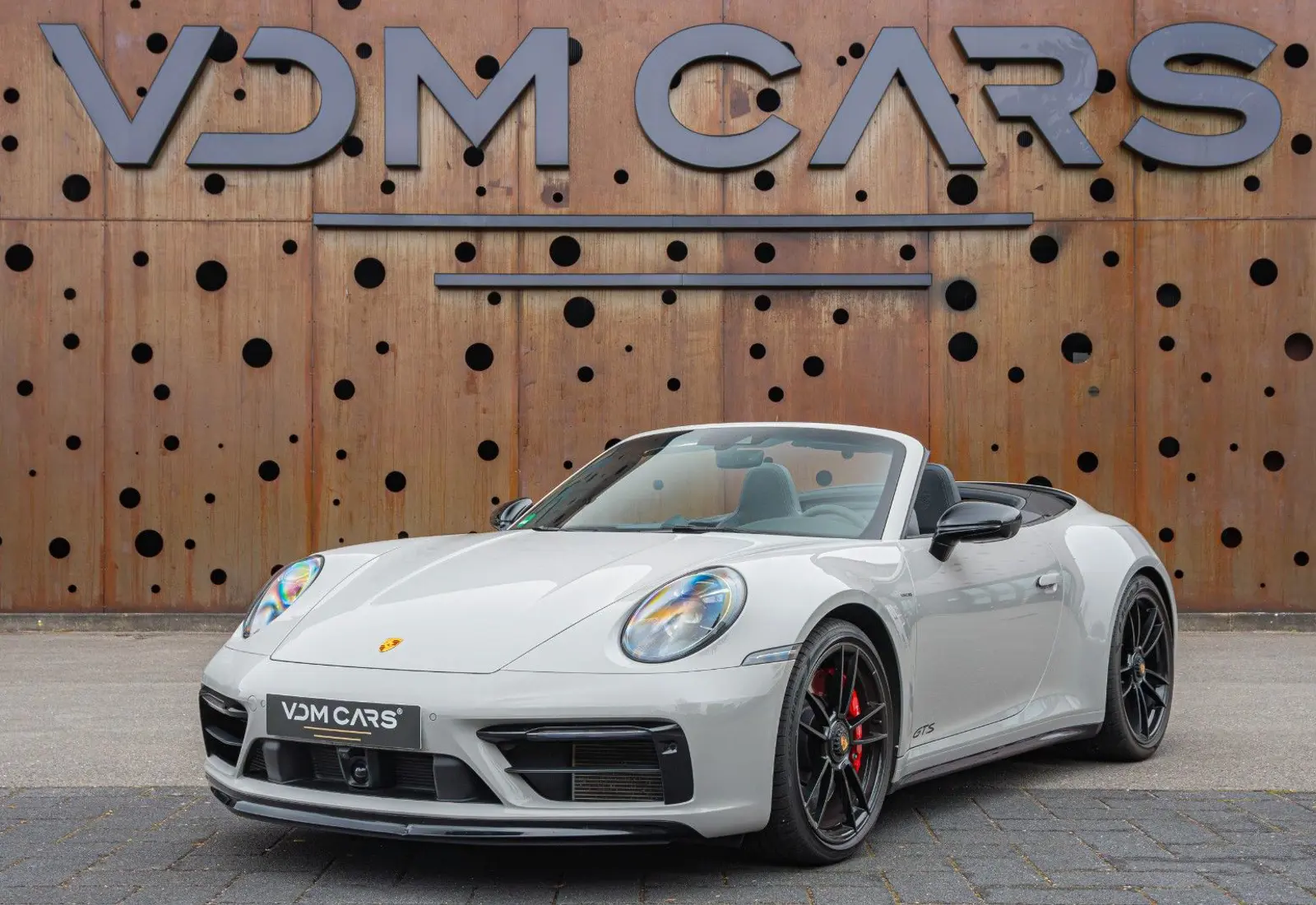 Porsche 911 Carrera 4 GTS Cabrio * 18 WEG * BOSE * SPORT * PASM *  - 84811