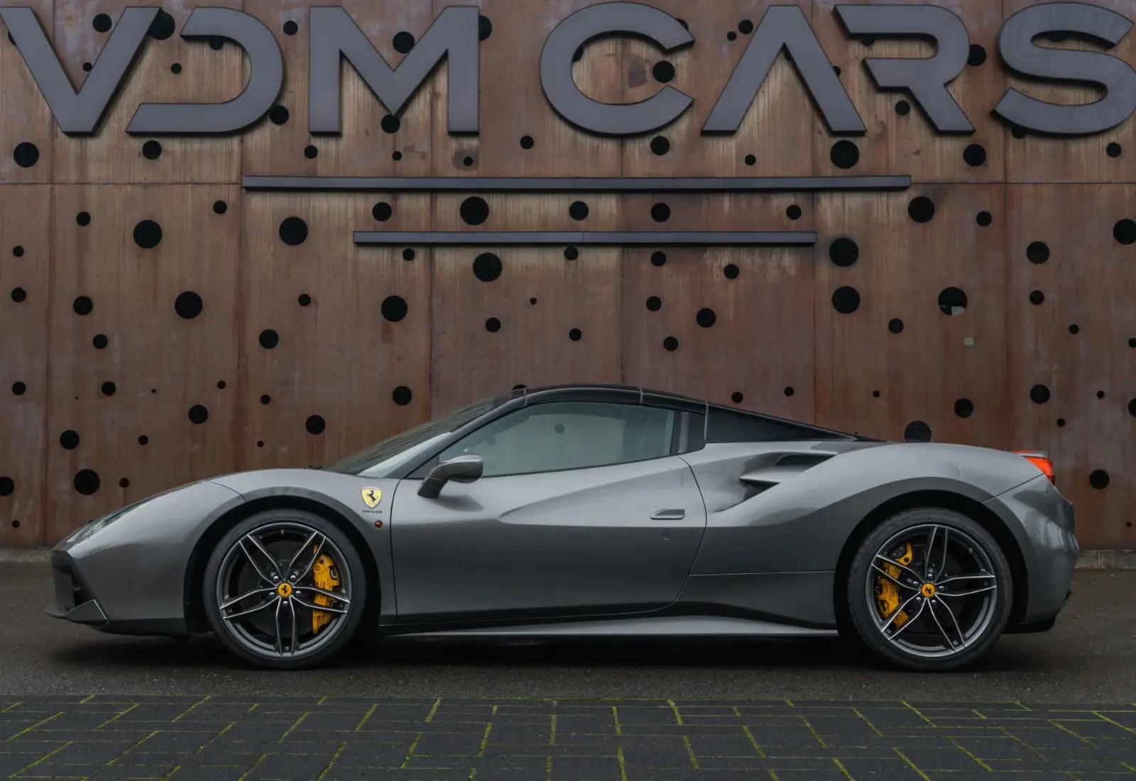 Ferrari 488 Spider HELE * SERVICE NEW * WARRANTY * ELEC.SEAT *  - 123120