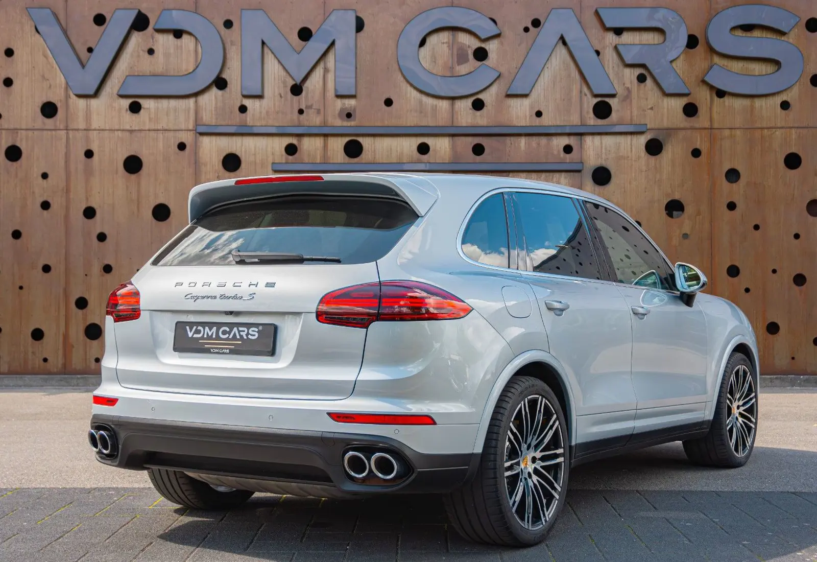 Porsche Cayenne Turbo S * CARBON * PCCB * REAR ENT. *  - 68312