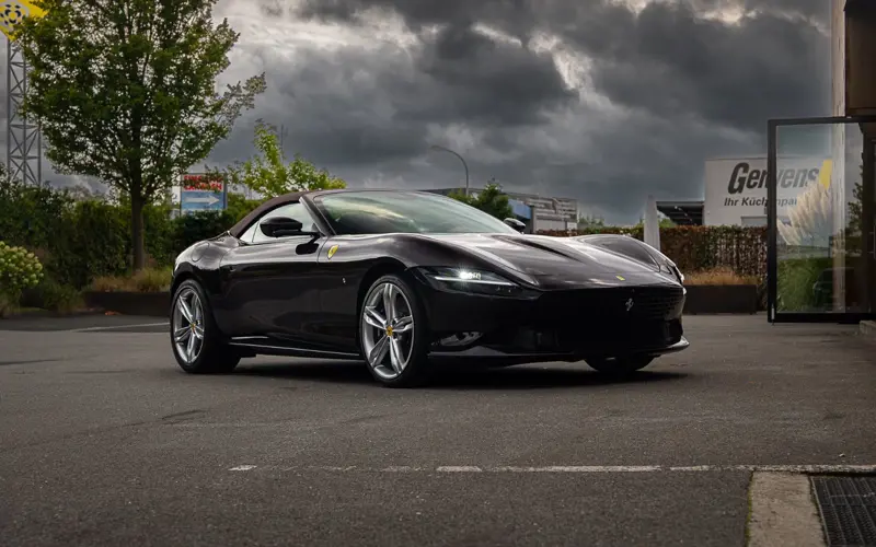 Ferrari Roma Spider * SPECIAL COLOR * VENT * VOLL * LP €345.000 - 171159