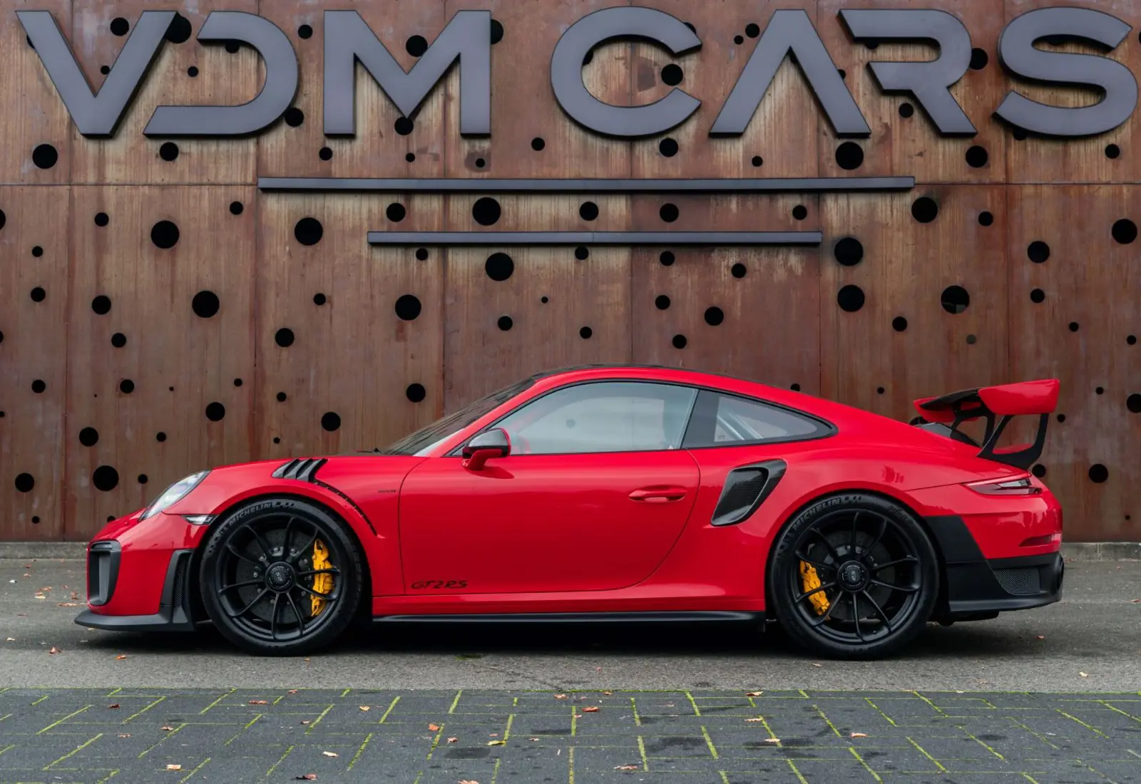 Porsche 911 GT2 RS * WEISSACH * 1.HAND * NUR 732KM * CLUBSPORT - 120376