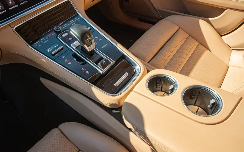 Porsche Panamera Sport Turismo 4 E-Hybrid Platinum Editi - 144844