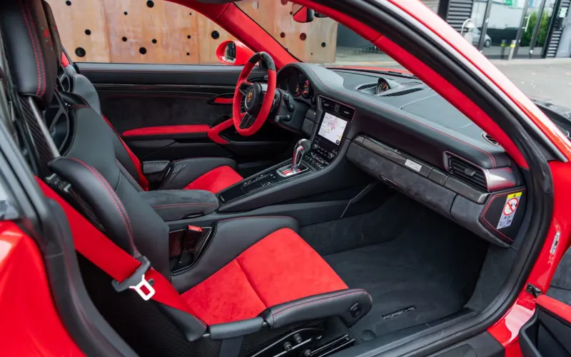 Porsche 911 GT2 RS * WEISSACH * 1.HAND * NUR 732KM * CLUBSPORT - 123854