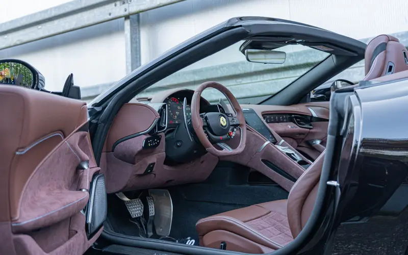 Ferrari Roma Spider * SPECIAL COLOR * ADAS * VENT * 360 * VOLL *  - 136029