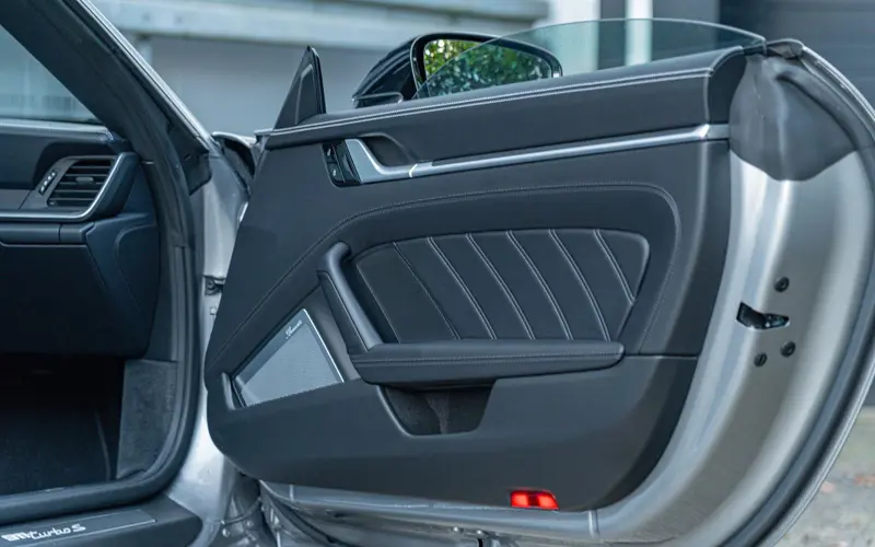 Porsche 911 Turbo S Cabriolet * AERO KIT * APPROVED 27 * PPF - 137237