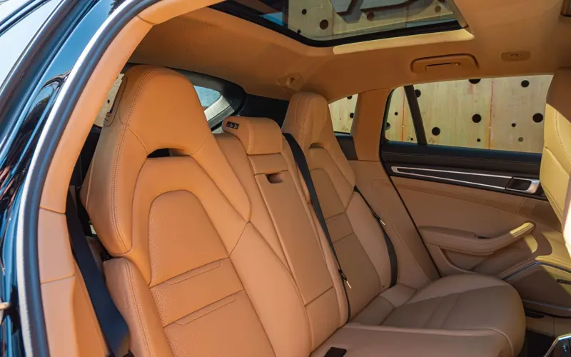 Porsche Panamera Sport Turismo 4 E-Hybrid Platinum Editi - 144856