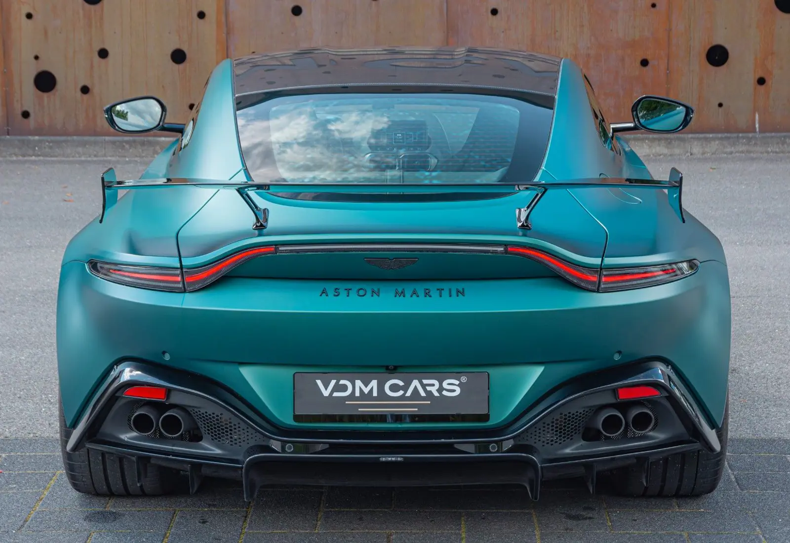 Aston Martin Vantage F1 * CARBON * AEROKIT * 360 * ELEC.SEAT - 110220
