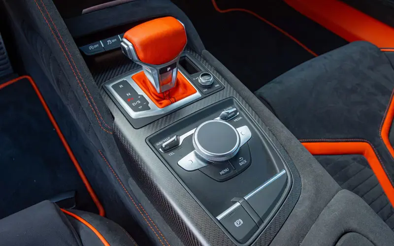 Audi R8 Coupe 5.2 FSI quattro plus * CARBON * GT STYLE *  - 102603
