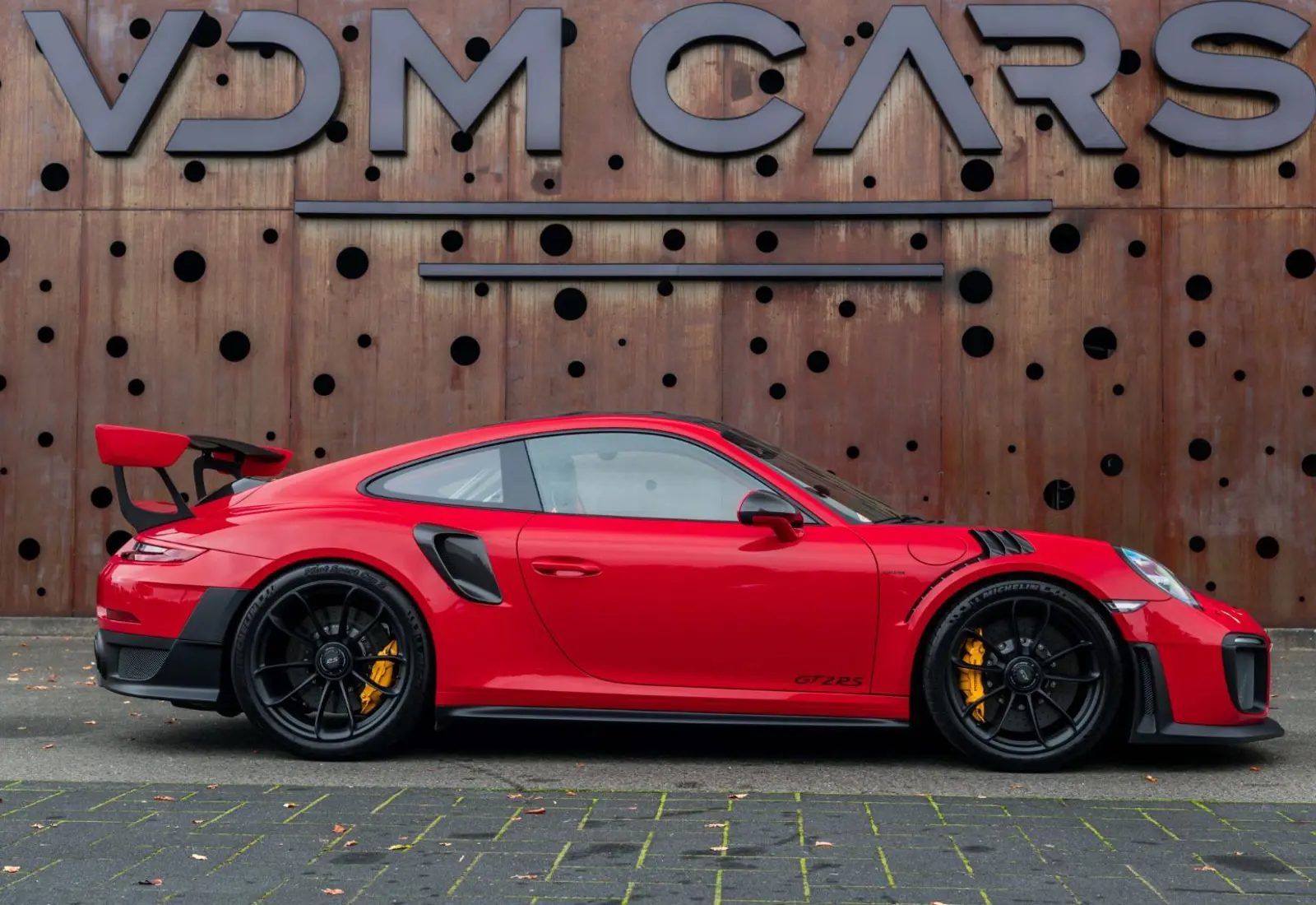 Porsche 911 GT2 RS * WEISSACH * 1.OWNER * ONLY 732KM * NEW - 128656