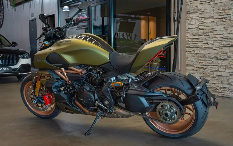 Ducati 1260 S Diavel Lamborghini * 1/630 * SAMMLERSTUCK *  - 112912
