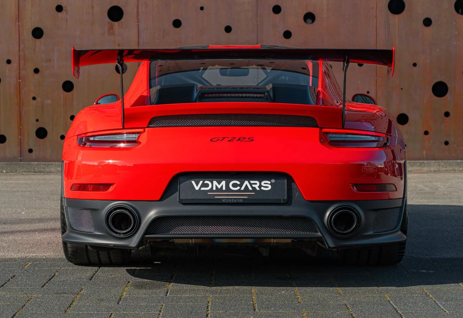 Porsche 911 GT2 RS * WEISSACH * 1.OWNER * ONLY 732KM * NEW - 135683