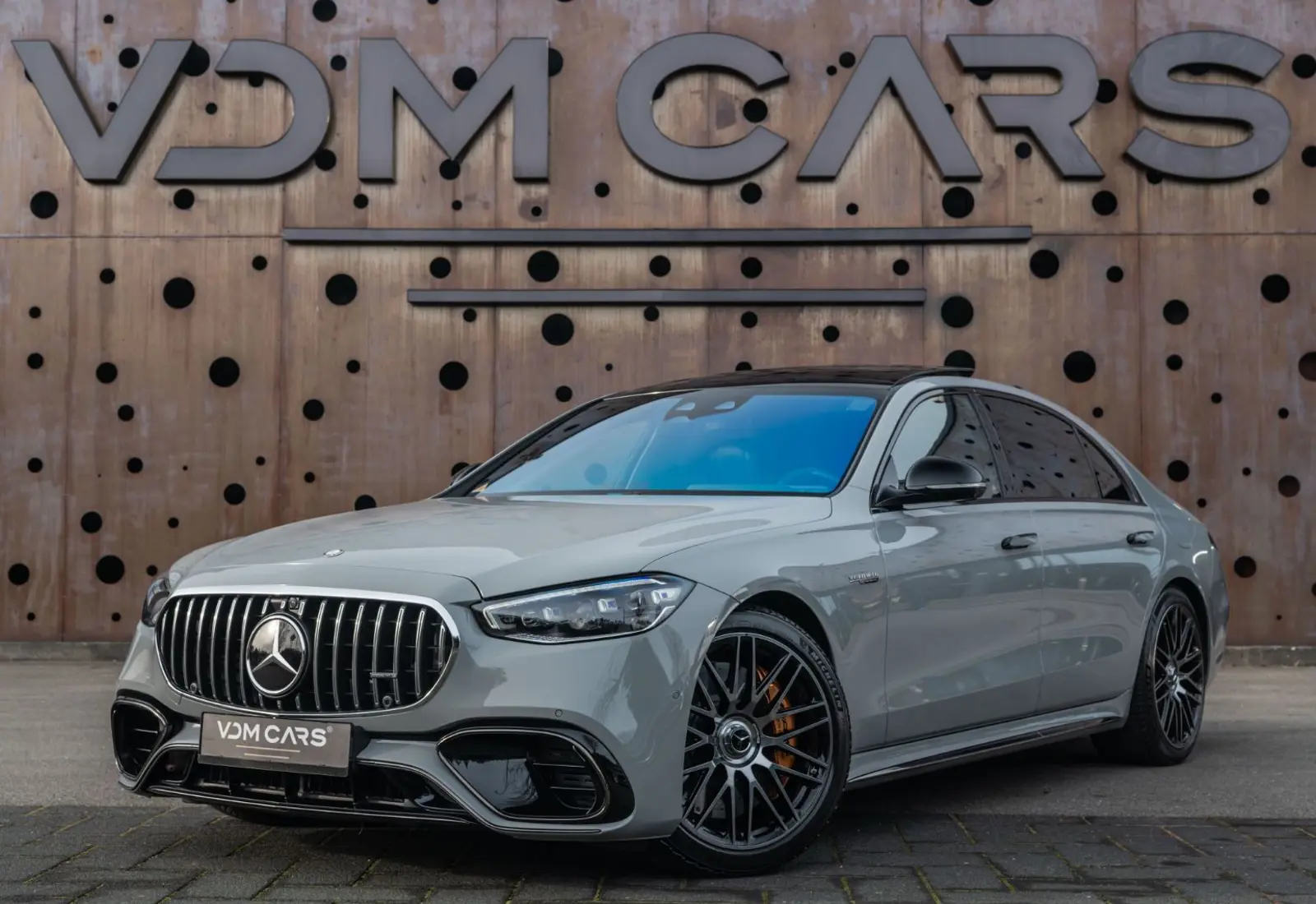 Mercedes-Benz S 63 AMG S E-Perf. 4M+ L Ed. 1 * KERAMIK * REAR-ENT - 130023