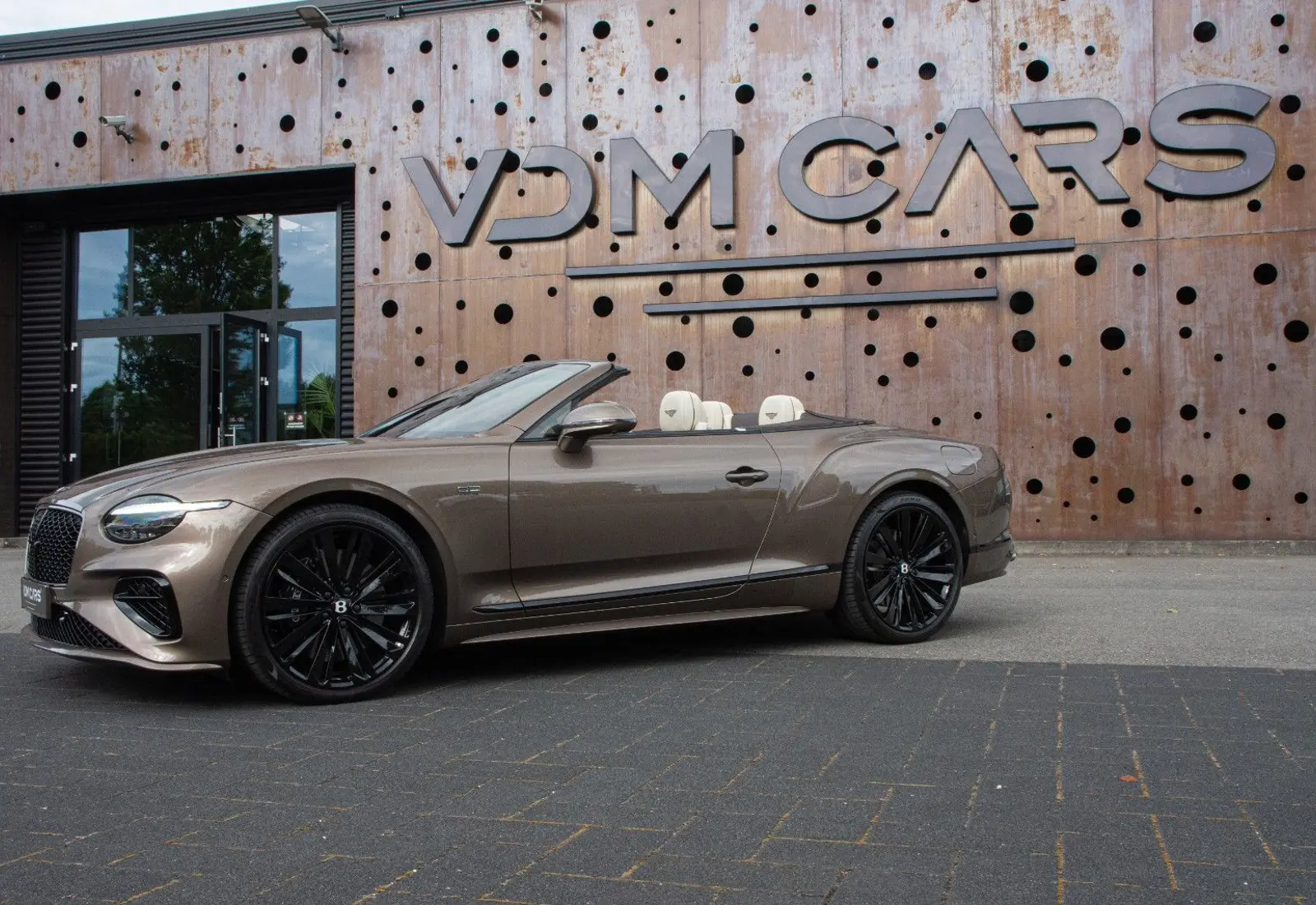 Bentley Continental GTC Speed * AKRAPOVIC * 1st EDITION * VOL - 150041