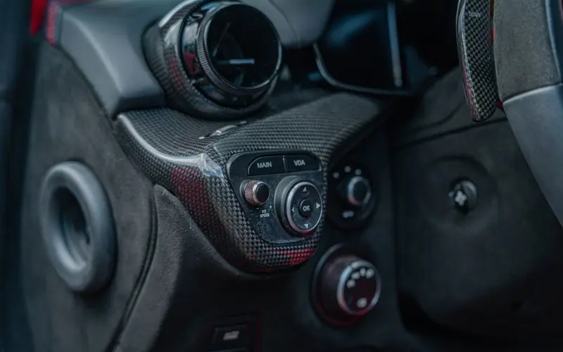 Ferrari F12 Berlinetta * ALCANTARA * CUSTOM * CARBON *  - 137170