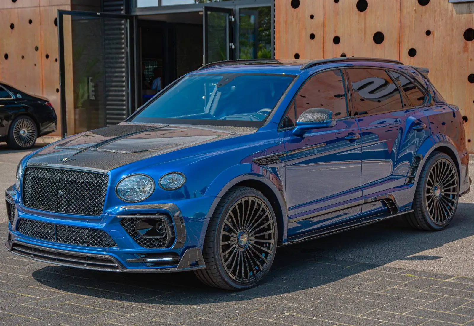 Bentley Bentayga V8 MANSORY * FULL CARBON * CERAMIC BRAKES *  - 55702