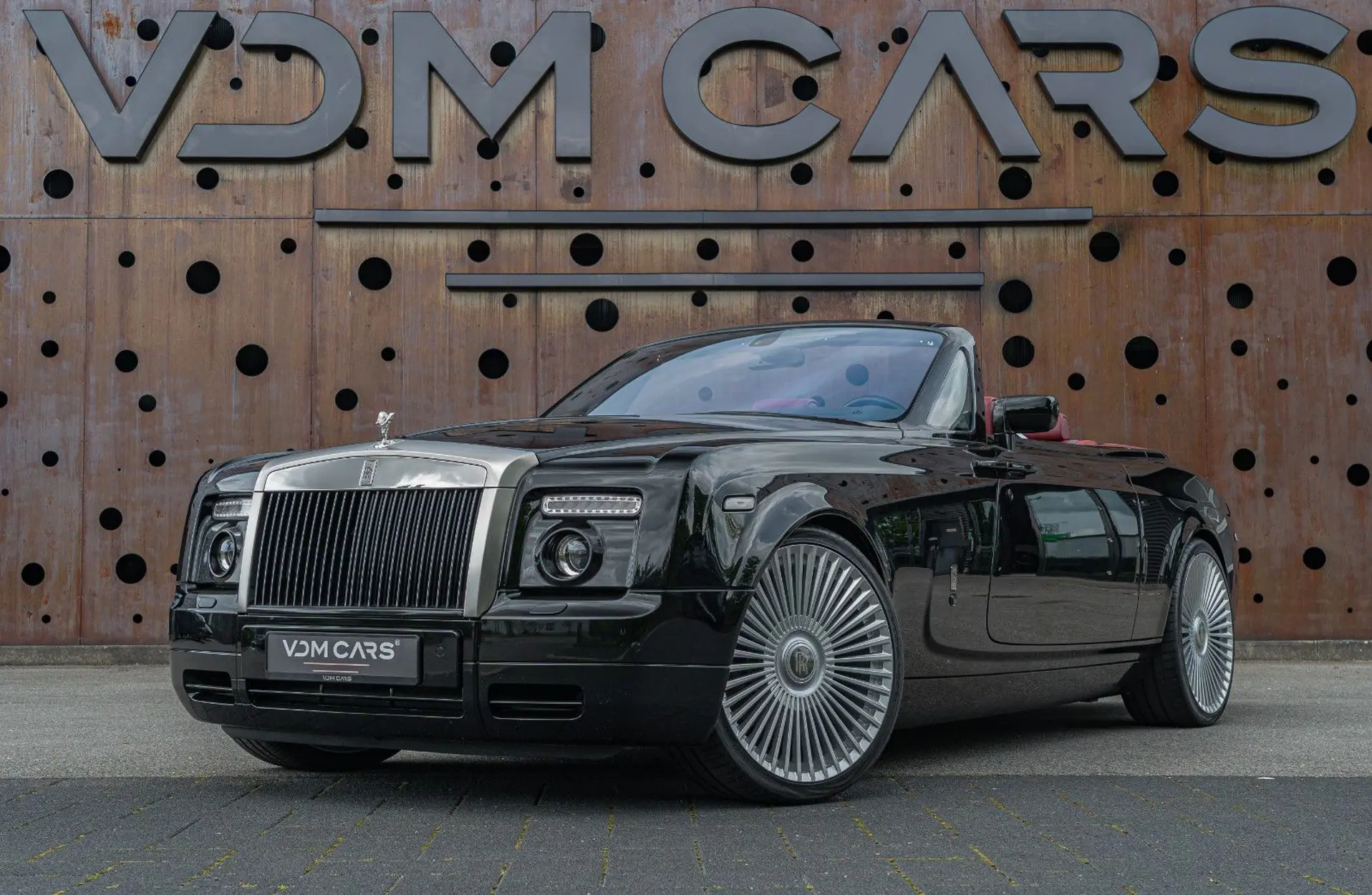 Rolls-Royce - Phantom - 144216