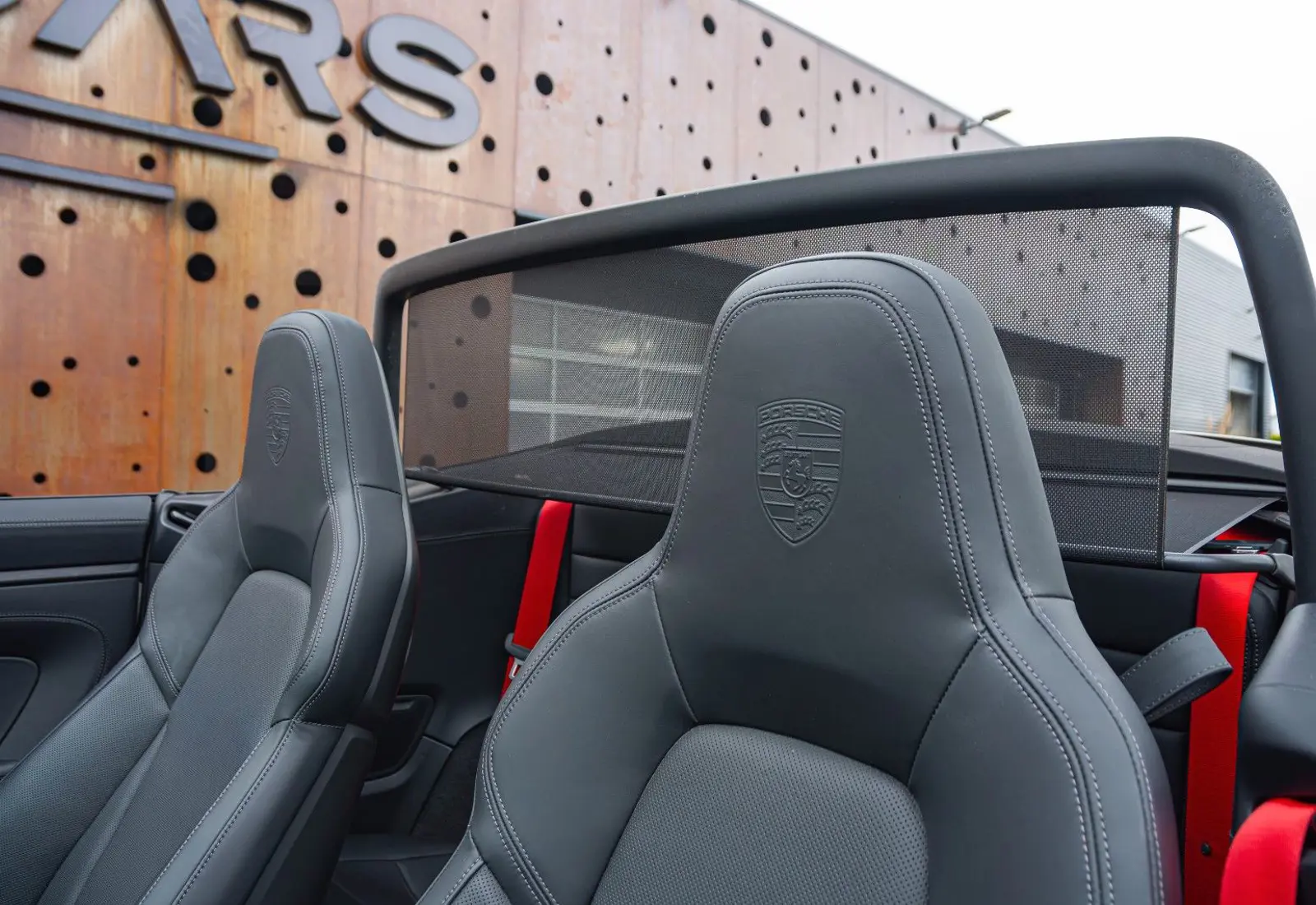 Porsche 992 Carrera 4 GTS Cabrio * 18 WEG * BOSE * SPORT * PASM *  - 86379