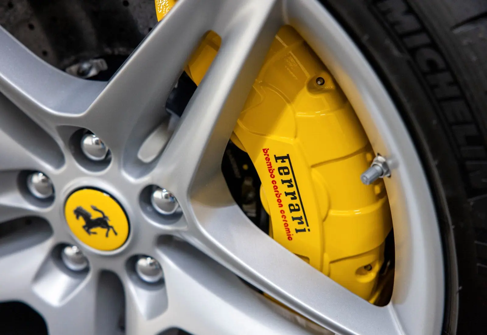 Ferrari SF90 Spider * LIFT * L-RACESEATS * CAMERA *  - 110642