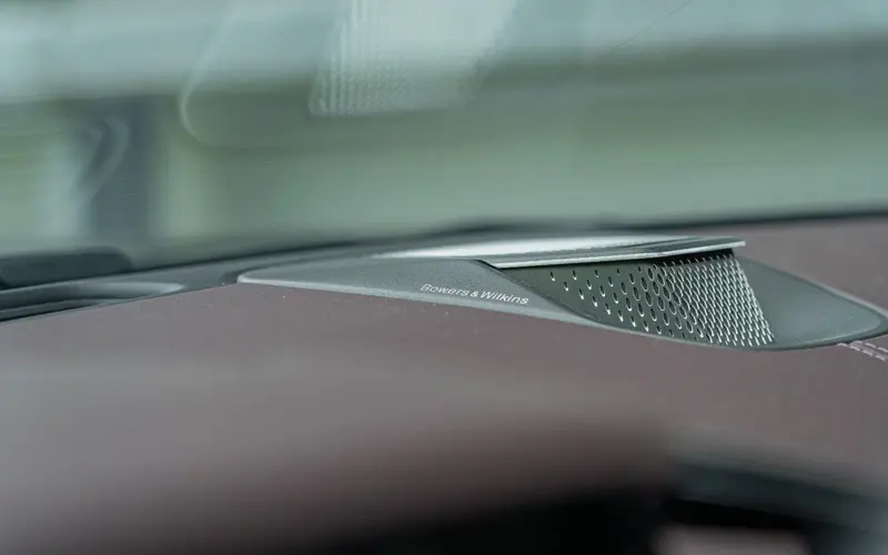 Aston Martin Vanquish Volante * Bowers &amp; Wilkins * Black-Pack *  - 145391