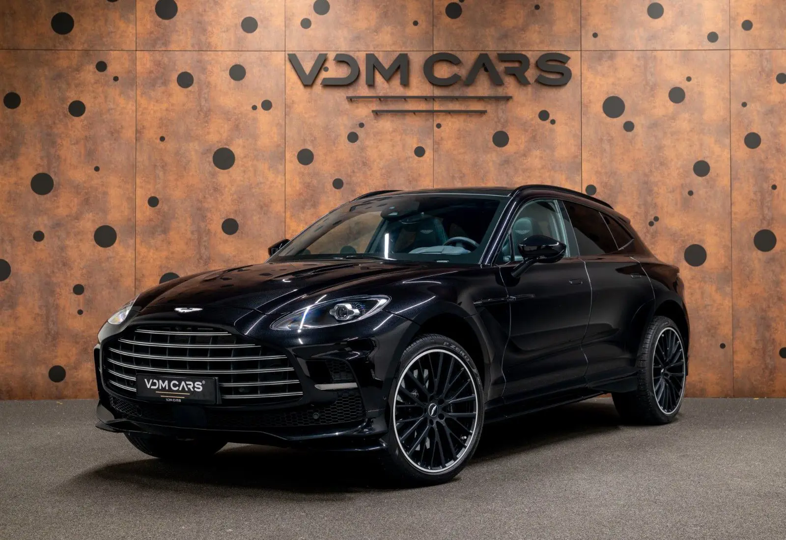 Aston Martin DBX 707 * Carbon * Sitzbelüftung * ACC * 360 * DesignPack - 165695