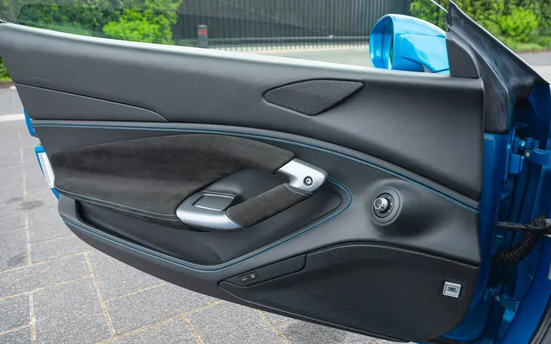 Ferrari F8 Tributo * CARBON SEATS * CARPLAY * LIFT * P.DISPLAY *  - 108303