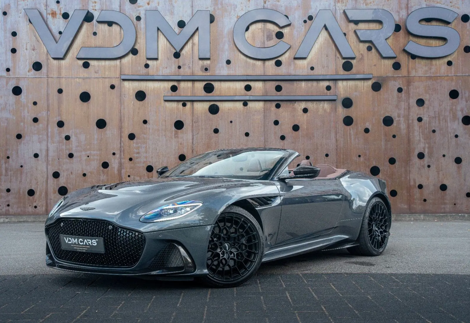 Aston Martin DBS Volante 770 Ultimate * 1/199 * Carbon * Carb.Seats - 151615