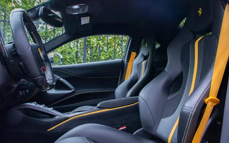 Ferrari 812 Superfast * CARBON SEATS * NEW SERVICE *  - 114360