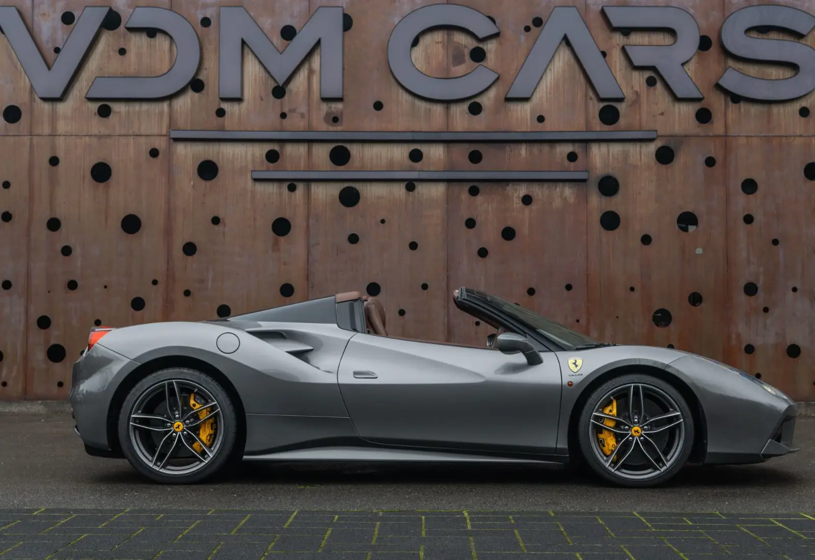 Ferrari 488 Spider HELE * SERVICE NEW * WARRANTY * ELEC.SEAT *  - 139589