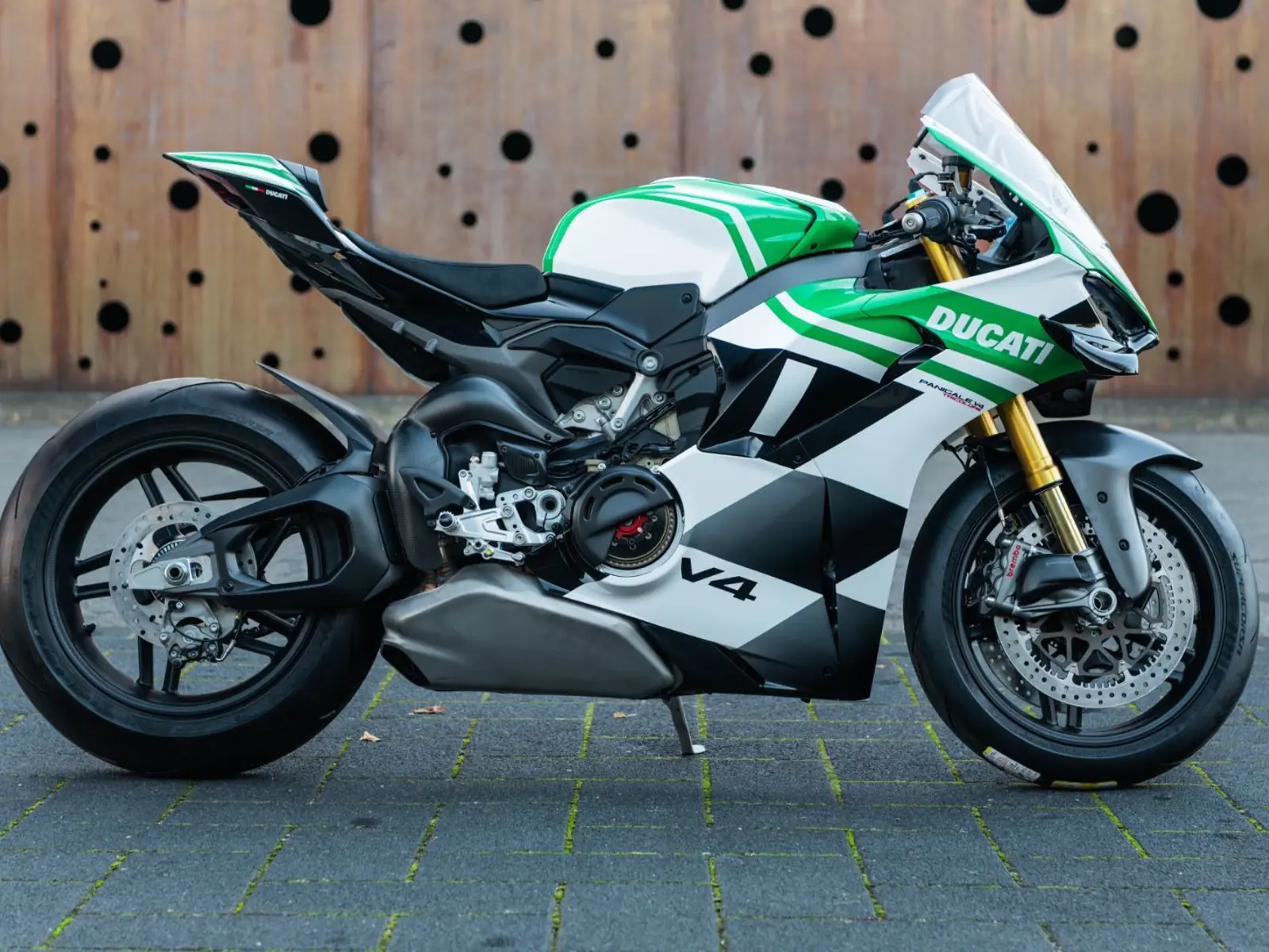 Ducati Panigale V4 Tricolore * LIMITED * 1 OF 1000 * CORSE *  - 124062