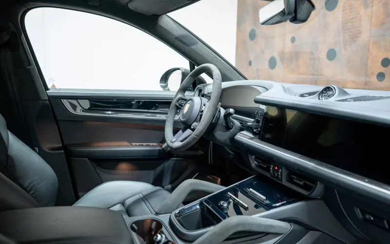 Porsche Cayenne Coupe Turbo E-Hybrid * PTS * GT PACKAGE *  - 136597