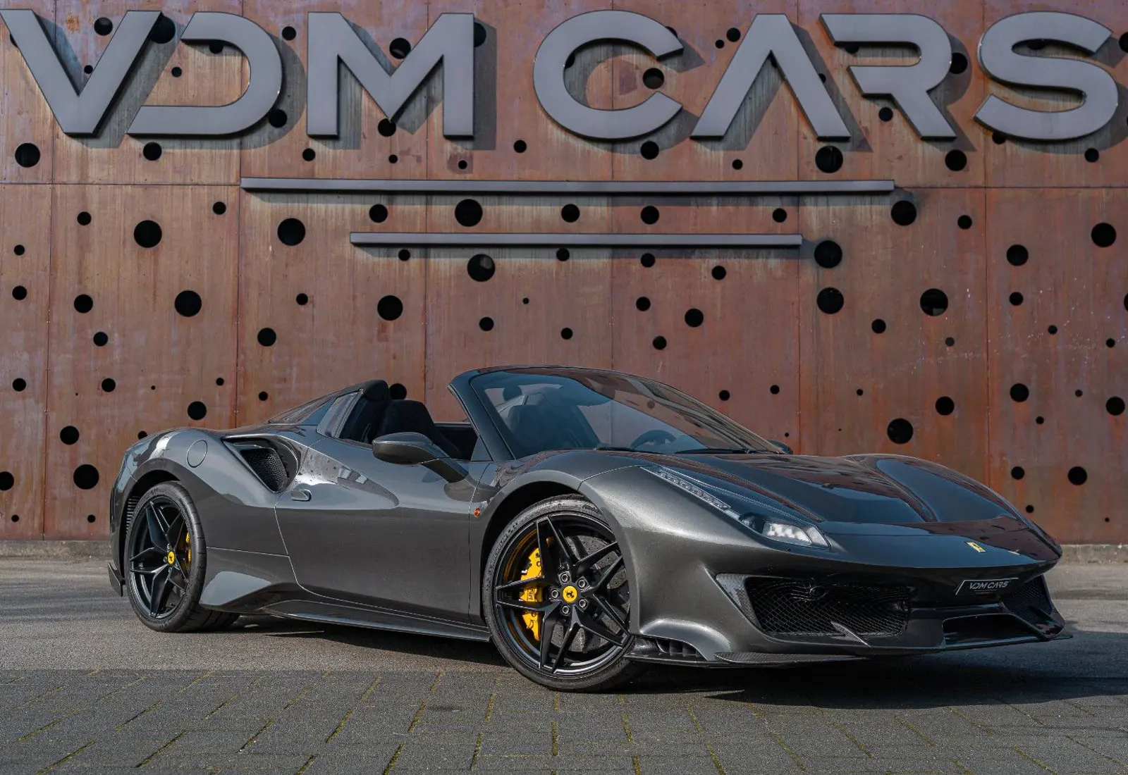 Ferrari 488 Pista Spider * CARBON 12X * 635KM * NEW SERVICE *  - 132791