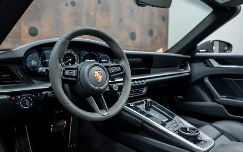 Porsche 911 Turbo S Cabriolet * PTS * LIFT * SPORTAUSPUFF * 360 *  - 170944