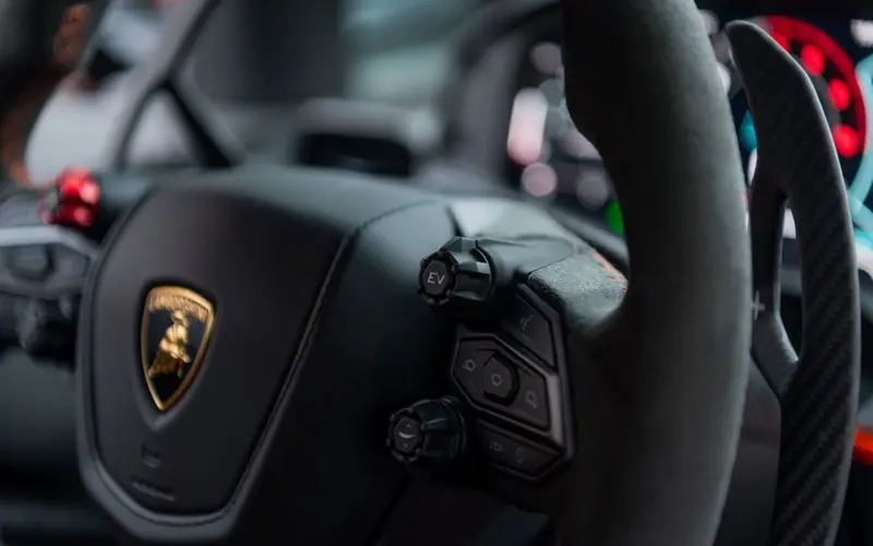 Lamborghini Revuelto * AD PERSONAM * CARBON * FULL ASSIST * SONUS *  - 126654