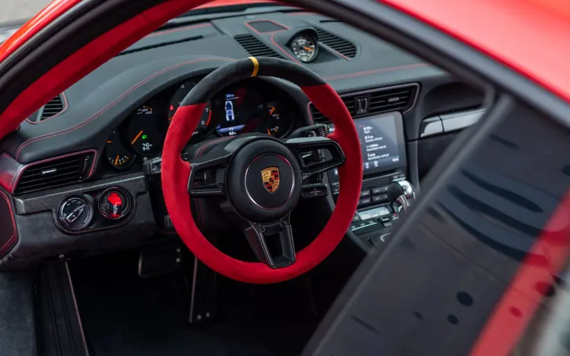 Porsche 911 GT2 RS * WEISSACH * 1.HAND * NUR 732KM * CLUBSPORT - 123847