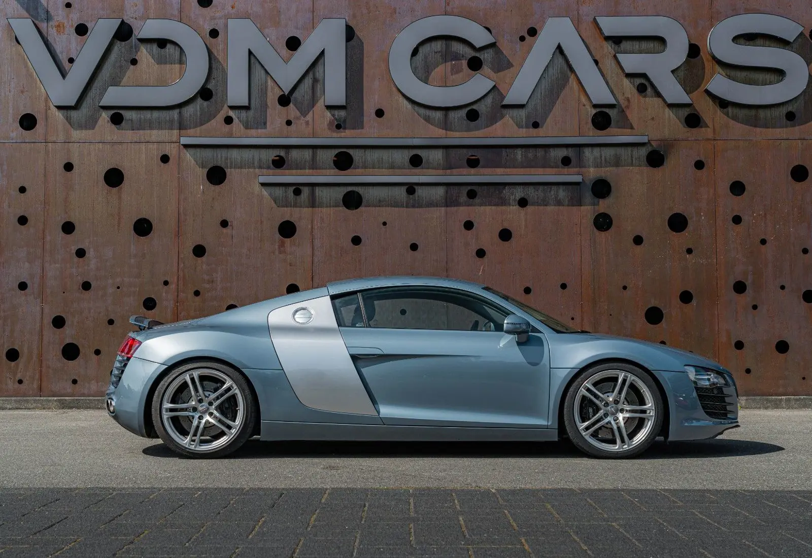 Audi R8 Coupe 4.2 FSI quattro - 145328