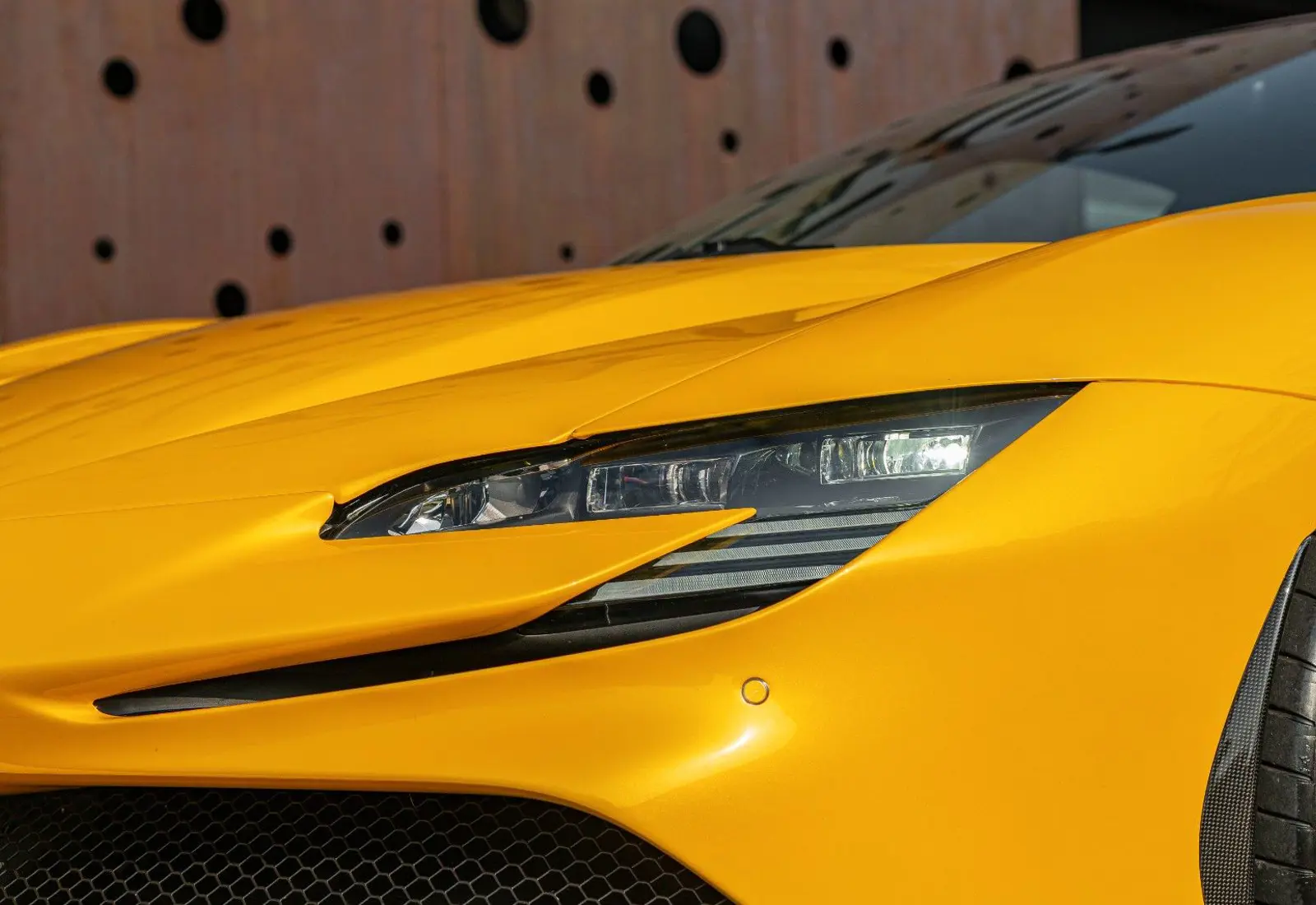 Ferrari SF90 Stradale * ATELIER * GIALLO TRIPLO * CARBON * TAILO - 138927
