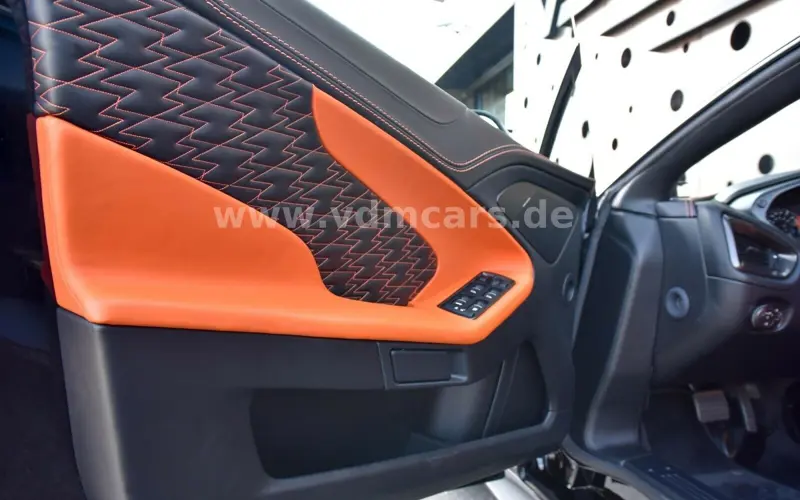 Aston Martin Vanquish Zagato Shooting Brake | 1 of 99 | NEW - 102402