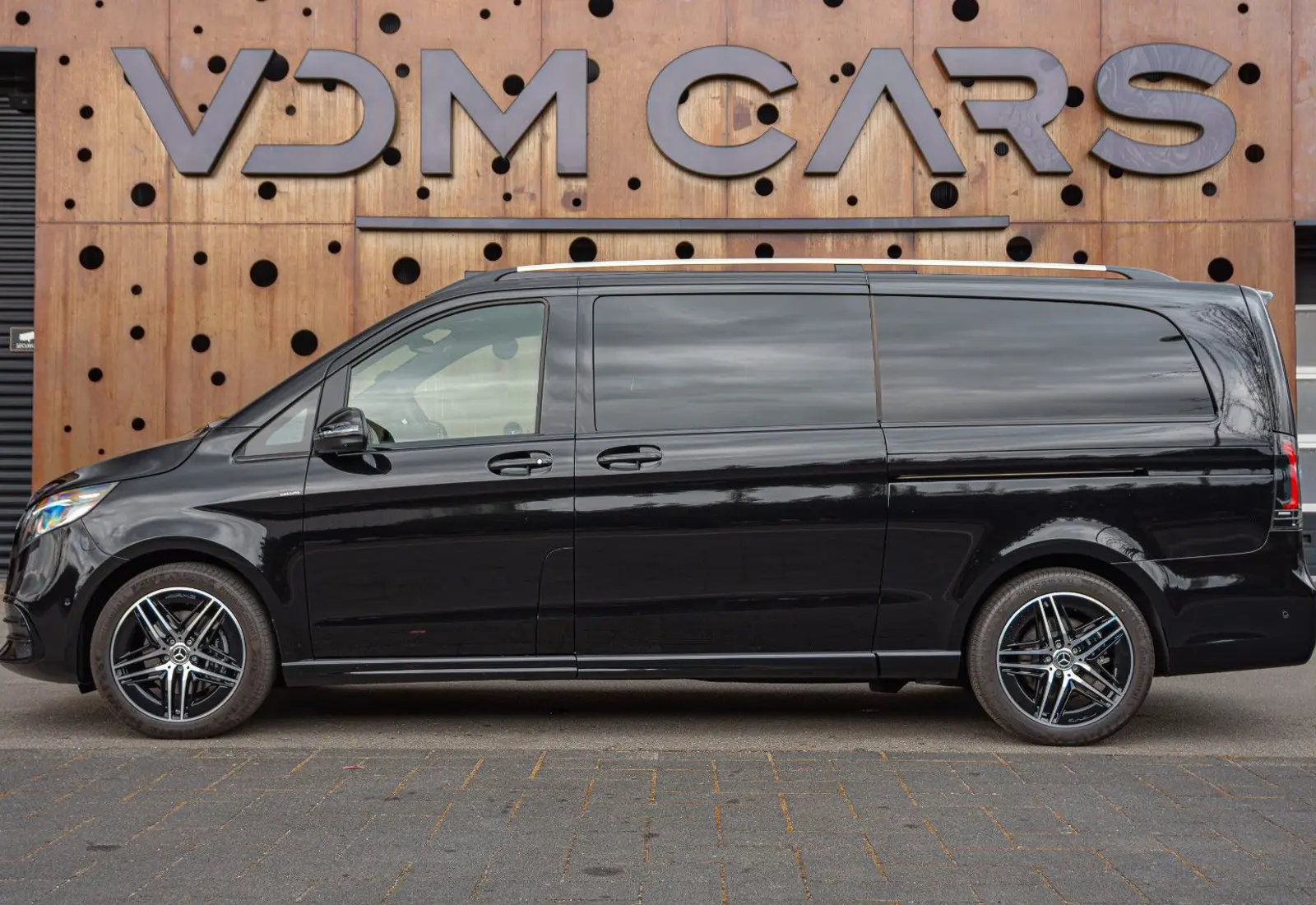 Mercedes-Benz V 300 d EXCLUSIVE L3 * NIGHT * 360 * AMG *  - 102562