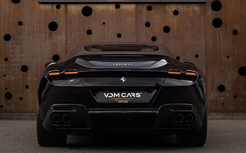 Ferrari Roma Spider * SPECIAL COLOR * VENT * VOLL * LP €345.000 - 171158