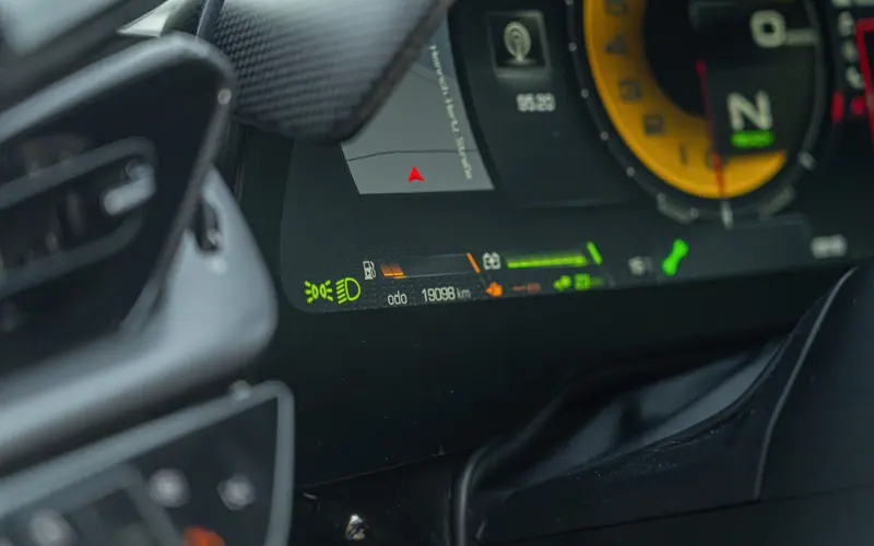 Ferrari SF90 Stradale * ATELIER * GIALLO TRIPLO * CARBON * TAILO - 138935