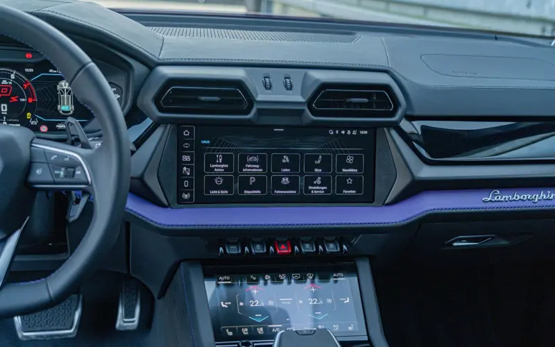 Lamborghini Urus SE * AD PERSONAM * VIOLA HONGKONG * MASSAGE * VOLL - 135956