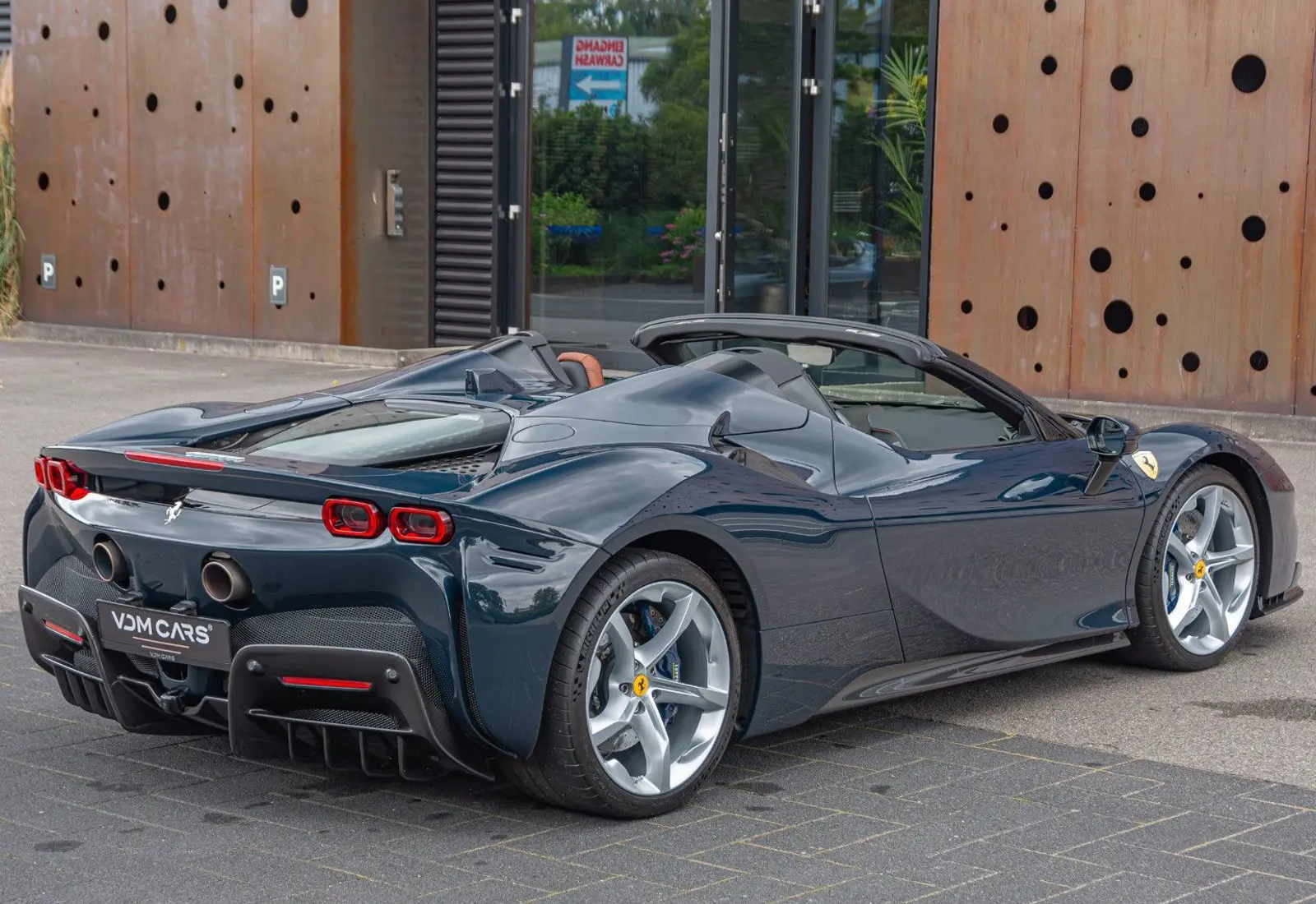 Ferrari SF90 Spider * CARBON(12x) * CARPLAY * LIFT * TWO-TONE *  - 110826