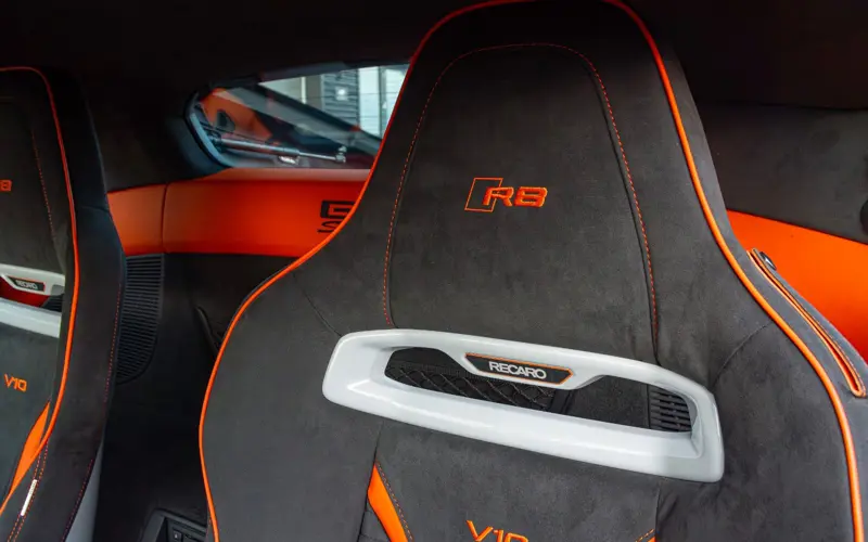 Audi R8 Coupe 5.2 FSI quattro plus * CARBON * GT STYLE *  - 102611